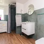 4 Star In Nyaraló *