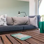 4 Star In Nyaraló
