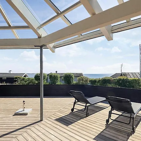 4 Star In Fåborg