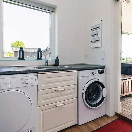 4 Star In Semesterbostad Fåborg